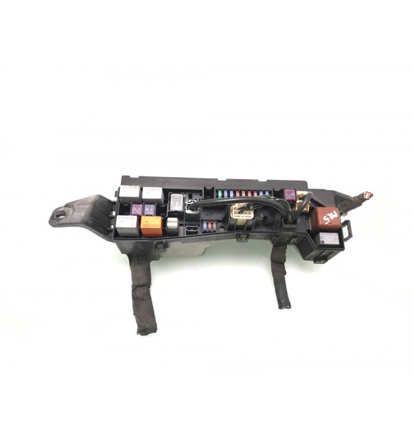 Блок предохранителей бу для Toyota Corolla  1.6 i,  2005 г.