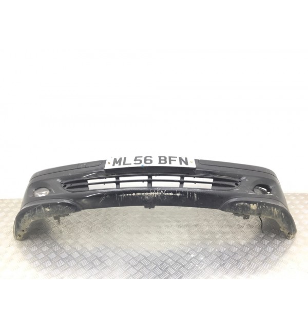 Бампер передний бу для Mercedes C W203 1.8 i,  2006 г.