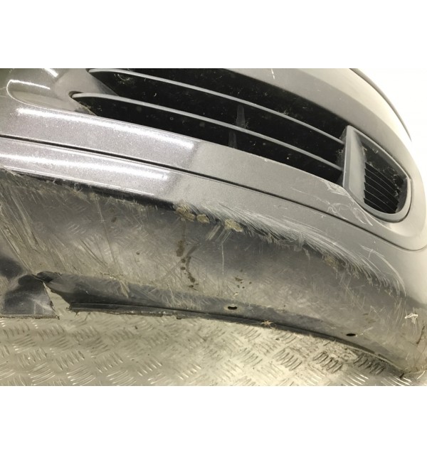 Бампер передний бу для Audi A3 8P 2.0 TDi,  2005 г.