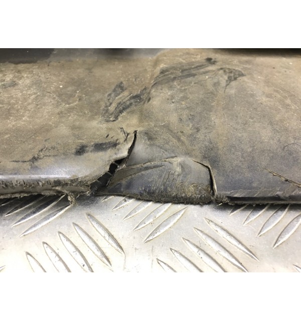 Бампер передний бу для Audi A3 8P 2.0 TDi,  2005 г.