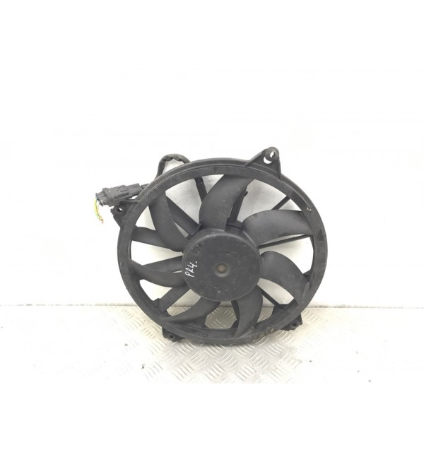 Вентилятор радиатора бу для Citroen C4 Grand Picasso 1 1.6 HDi,  2010 г.