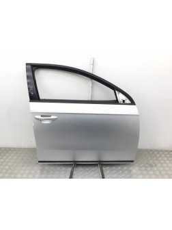 Дверь передняя правая бу для Volkswagen Passat B7 1.6 TDi, 2010 г.