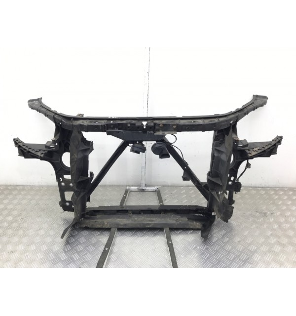 Панель передняя (телевизор) бу для Audi Q7 1 3.0 TDi,  2006 г.