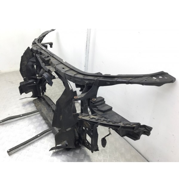 Панель передняя (телевизор) бу для Audi Q7 1 3.0 TDi,  2006 г.