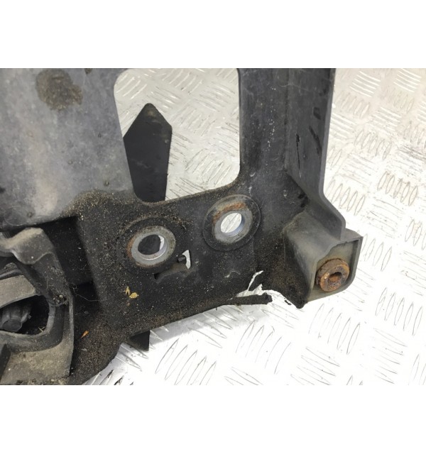 Панель передняя (телевизор) бу для Audi Q7 1 3.0 TDi,  2006 г.