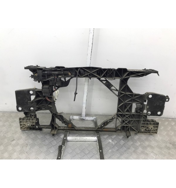 Панель передняя (телевизор) бу для Renault Megane 3 1.5 DCi,  2010 г.