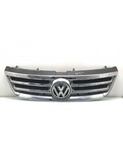 Решетка радиатора бу для Volkswagen Touareg 2.5 TDi, 2005 г.