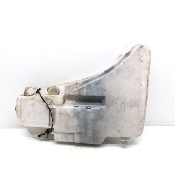 Бачок омывателя бу для BMW 5 F10/F11/GT F07 2.0 TD,  2011 г.
