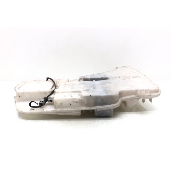 Бачок омывателя бу для BMW 5 F10/F11/GT F07 2.0 TD,  2011 г.