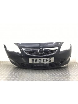 Бампер передний бу для Opel Astra J 1.7 CDTi,  2012 г.