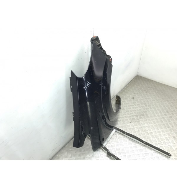 Крыло переднее правое бу для Opel Zafira B 1.8 i,  2007 г.