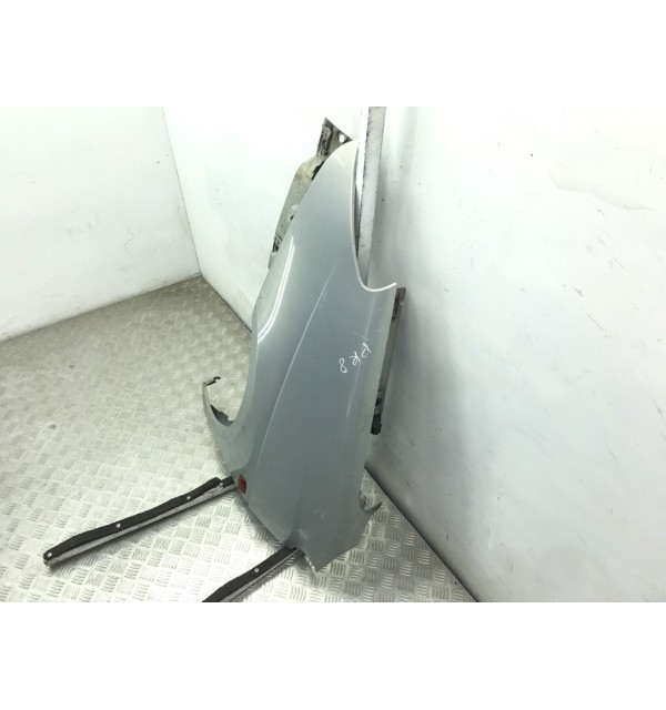 Крыло переднее левое бу для Renault Scenic 1 1.8 i,  2002 г.