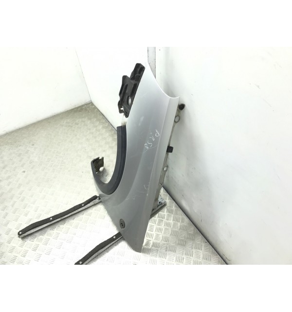 Крыло переднее левое бу для Opel Corsa C 1.0 i,  2006 г.