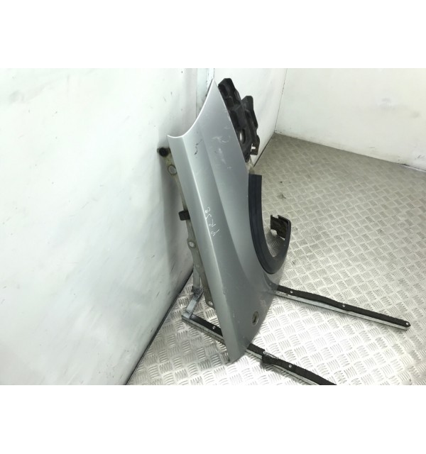 Крыло переднее правое бу для Opel Corsa C 1.0 i,  2006 г.