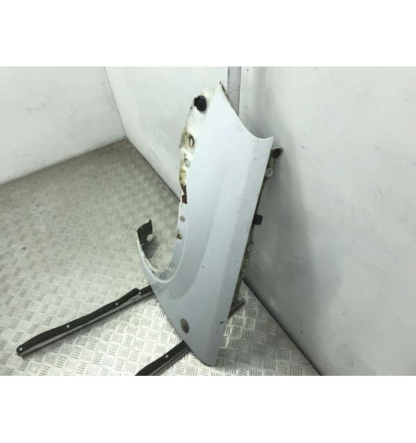 Крыло переднее левое бу для Opel Combo C 1.7 TD,  2004 г.