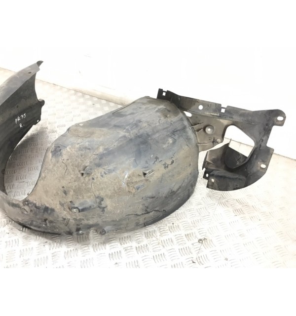 Защита арок передняя правая (подкрылок) бу для Citroen C3 2 1.4 HDI,  2010 г.