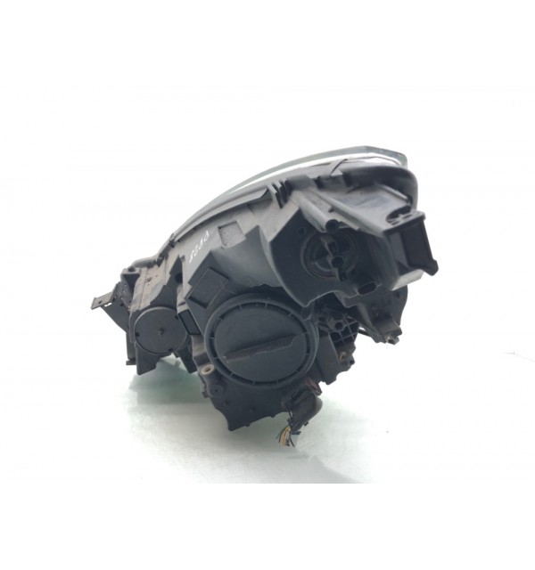 Фара правая бу для Opel Zafira C 1.8 i,  2014 г.