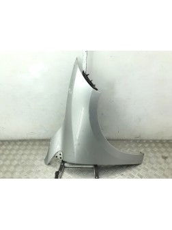Крыло переднее правое бу для Renault Megane 3 1.5 DCi,  2010 г.