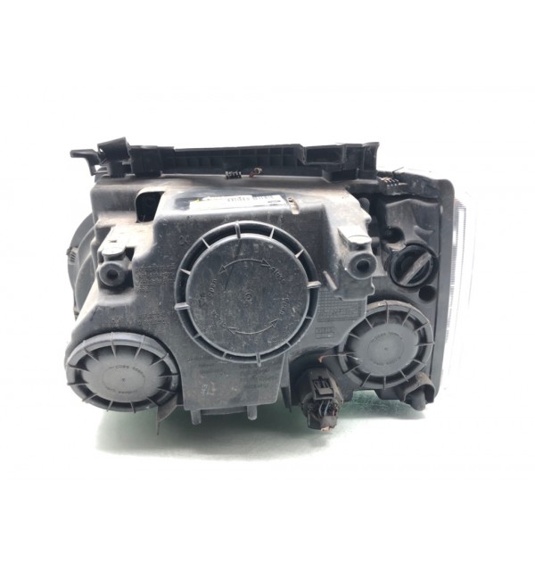 Фара правая бу для Land Rover Range Rover 3 3.0 TD,  2005 г.