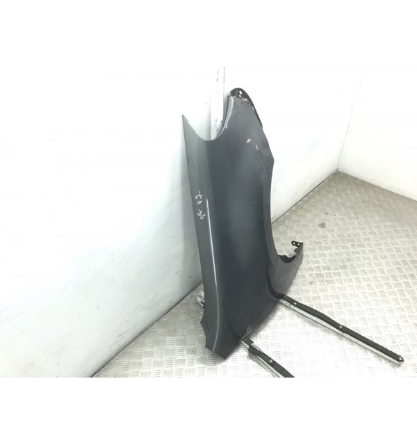 Крыло переднее правое бу для Volkswagen Golf 6 1.6 TDi,  2010 г.