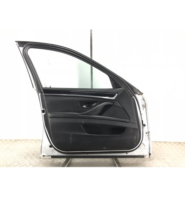 Дверь передняя левая бу для BMW 3 E90/E91/E92/E93 2.0 i,  2009 г.