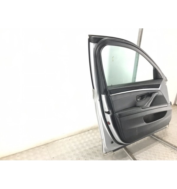 Дверь передняя левая бу для BMW 3 E90/E91/E92/E93 2.0 i,  2009 г.