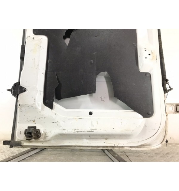 Дверь задняя распашная левая бу для Renault Master 3 2.3 DCI,  2013 г.