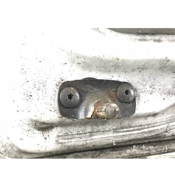 Дверь задняя распашная левая бу для Opel Vivaro 1 2.0 i,  2005 г.