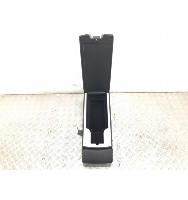 Подлокотник бу для BMW 7 E65/E66 3.0 TD,  2008 г.