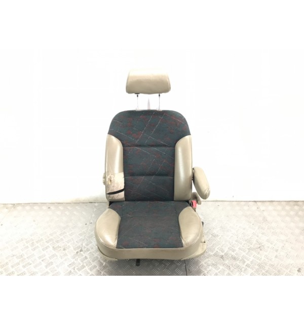 Салон (комплект сидений) бу для Peugeot 806  1.9 TD,  1998 г.