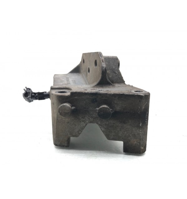 Кронштейн двигателя бу для Fiat Punto 3 1.3 JTD,  2012 г.