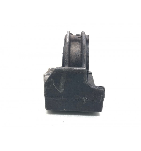 Кронштейн полуоси бу для Fiat Punto 3 1.3 JTD,  2012 г.