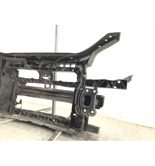 Панель передняя (телевизор) бу для Volkswagen Golf Plus 5 1.9 TDi,  2006 г.