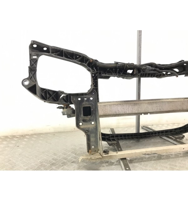 Панель передняя (телевизор) бу для Opel Corsa D 1.2 i,  2011 г.