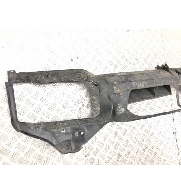 Панель передняя (телевизор) бу для Peugeot 806  1.9 TD,  1998 г.