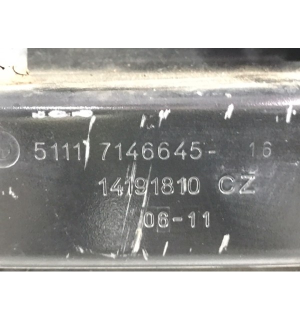 Панель передняя (телевизор) бу для BMW 3 E90/E91/E92/E93 2.0 TD,  2011 г.
