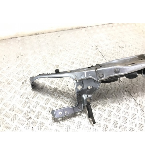 Панель передняя (телевизор) бу для Opel Astra H 1.8 i,  2007 г.