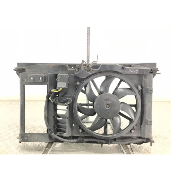 Панель передняя (телевизор) бу для Peugeot 308 T7 1.6 HDi,  2009 г.