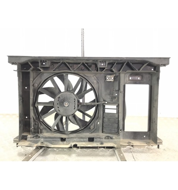 Панель передняя (телевизор) бу для Peugeot 308 T7 1.6 HDi,  2009 г.