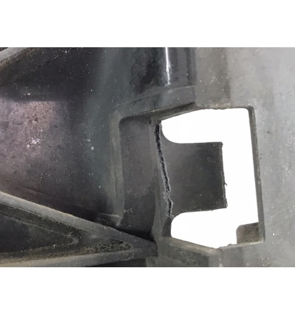 Панель передняя (телевизор) бу для Renault Megane 3 1.6 i,  2009 г.