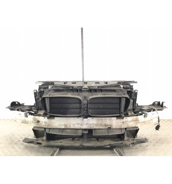 Панель передняя (телевизор) бу для BMW 5 F10/F11/GT F07 2.0 TD,  2011 г.