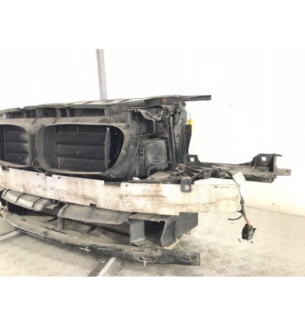 Панель передняя (телевизор) бу для BMW 5 F10/F11/GT F07 2.0 TD,  2011 г.