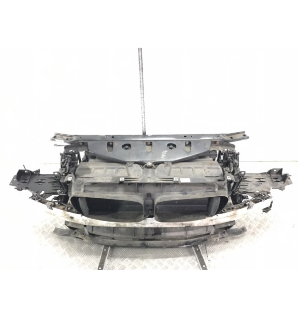 Панель передняя (телевизор) бу для BMW 5 F10/F11/GT F07 2.0 TD,  2011 г.