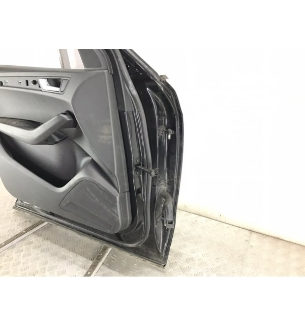 Дверь передняя левая бу для Audi Q5 1 2.0 TDi,  2009 г.