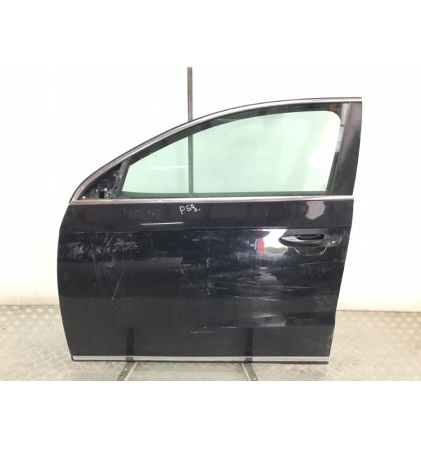 Дверь передняя левая бу для Volkswagen Passat B7 1.6 TDi,  2013 г.