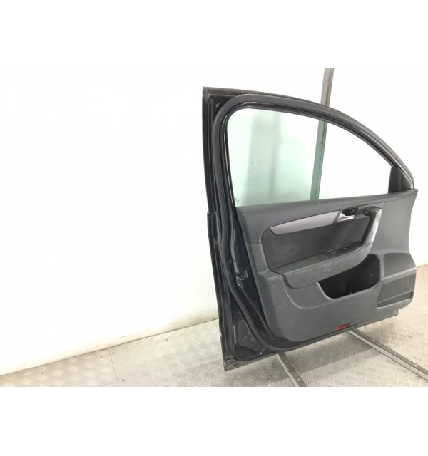 Дверь передняя левая бу для Volkswagen Passat B7 1.6 TDi,  2013 г.