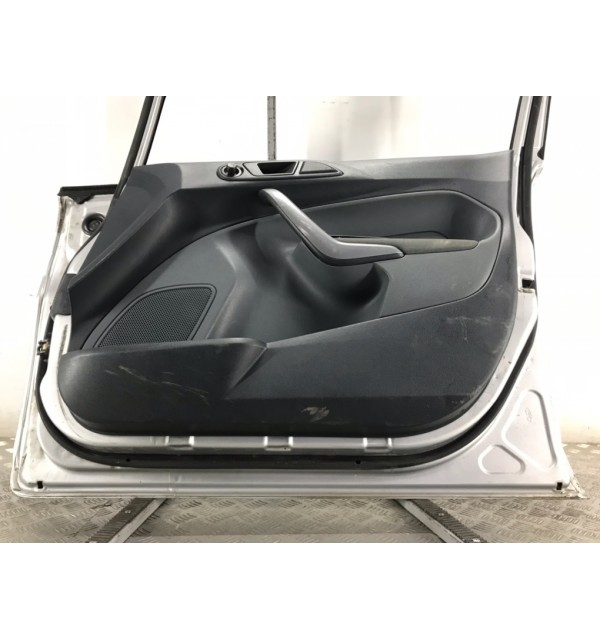 Дверь передняя правая бу для Ford Fiesta 6 1.6 TDCI,  2009 г.