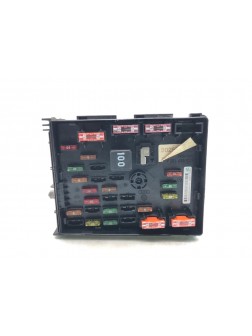 Блок предохранителей бу для Volkswagen Passat B7 1.6 TDi,  2013 г.