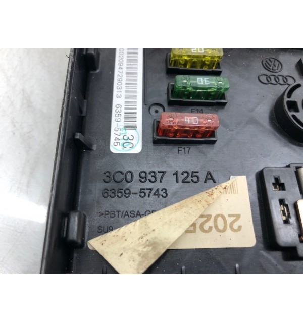 Блок предохранителей бу для Volkswagen Passat B7 1.6 TDi,  2013 г.