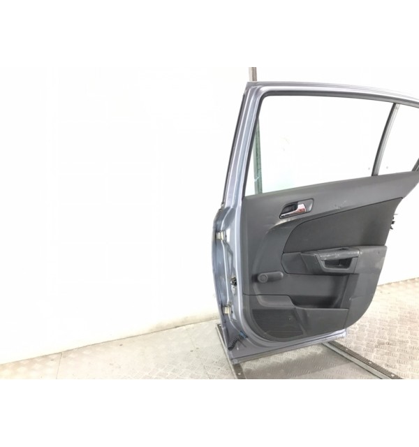 Дверь задняя правая бу для Opel Astra H 1.7 CDTi,  2004 г.